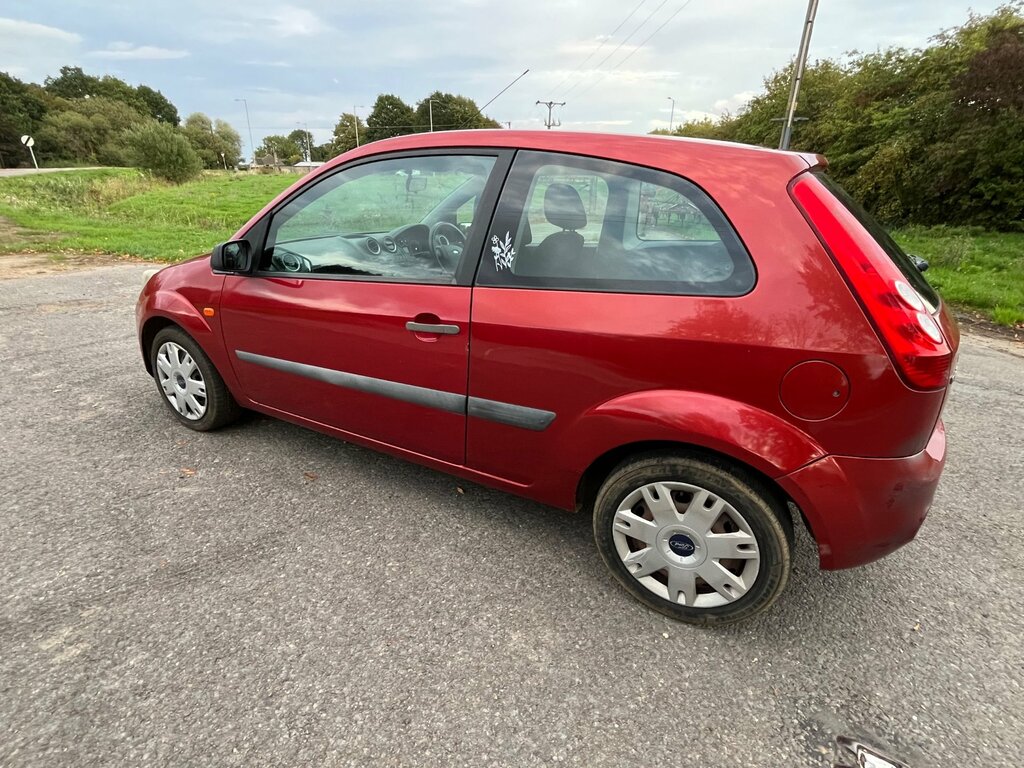 Ford Fiesta 1.4 Style Black #10