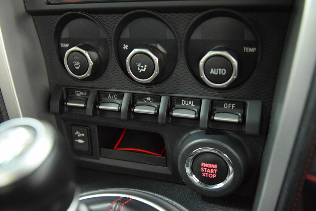 Toyota GT86 Boxer D-4s Coupe Black #18