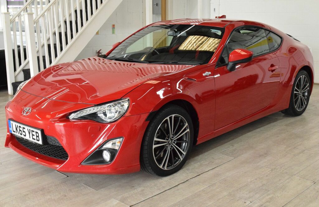Toyota GT86 2.0 Boxer D-4s Coupe Euro 5 200 Red #3