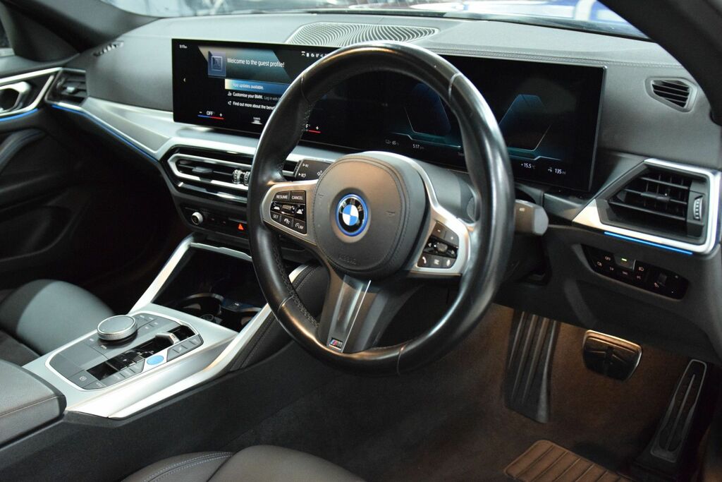 BMW i4 40 83.9Kwh M Sport Gran Coupe Edrive White #10