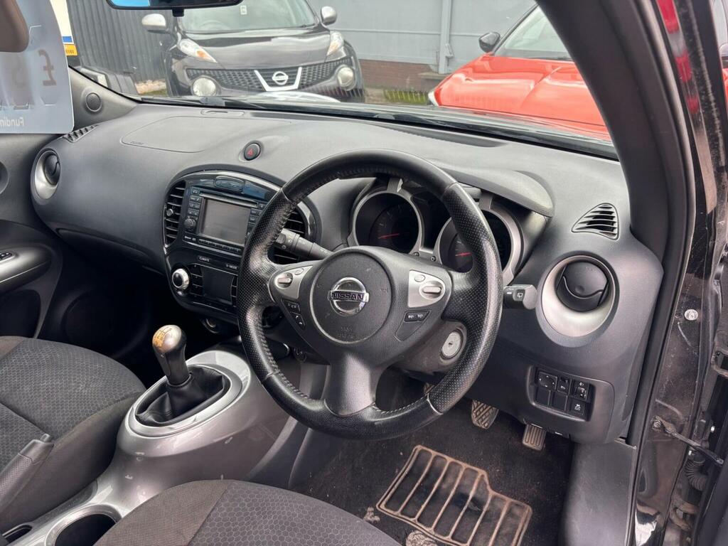 Nissan Juke Hatchback Grey #3