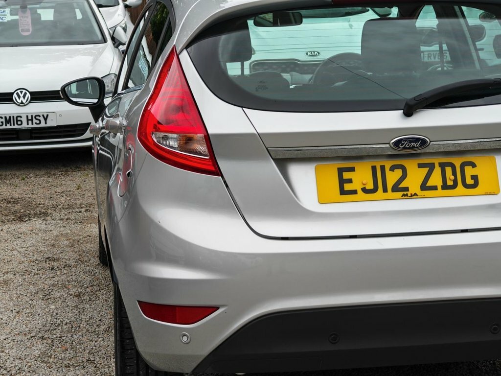 Ford Fiesta 1L Zetec Silver #6