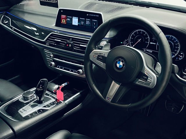 BMW 7 Series   #25