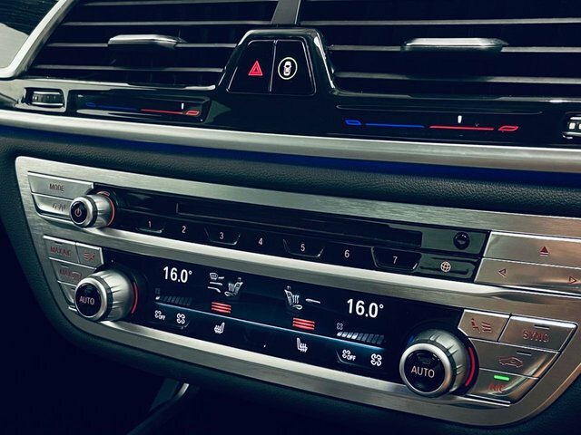 BMW 7 Series   #10