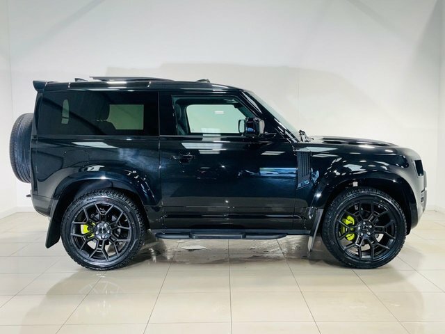 Land Rover Defender 90 X-dynamic Se Grey #31