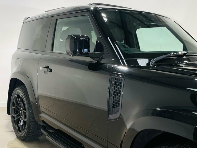 Land Rover Defender 90 D250 Mhev X-dynamic Se Black #4