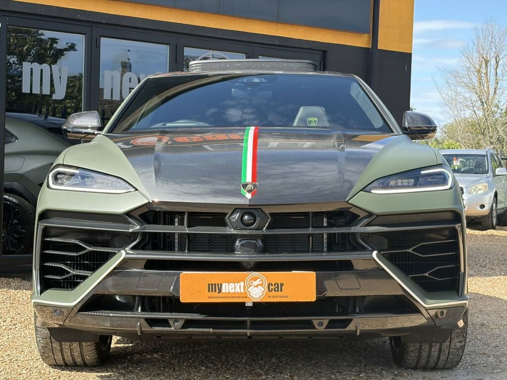 Lamborghini Urus 4L Se Black #3
