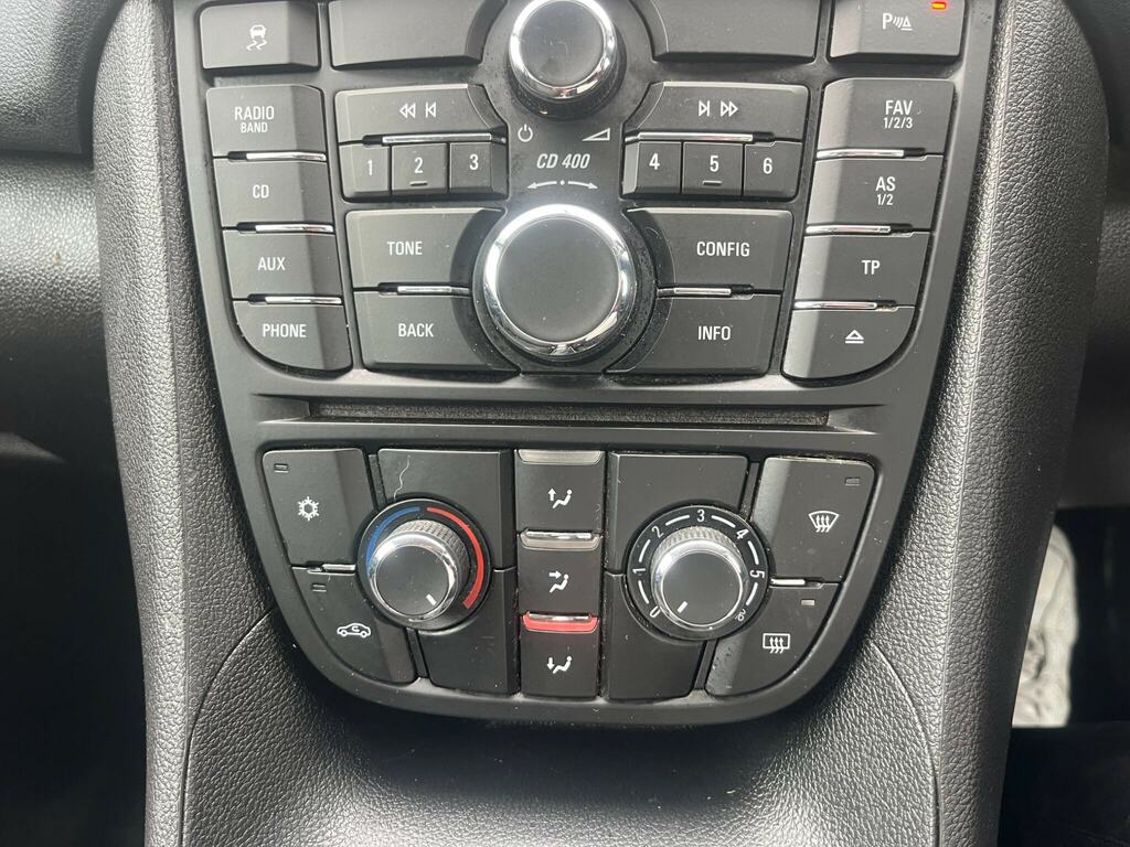 Vauxhall Meriva 1.4I 16V Tech Line Silver #10