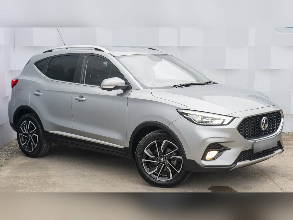 MG ZS Exclusive Silver #1