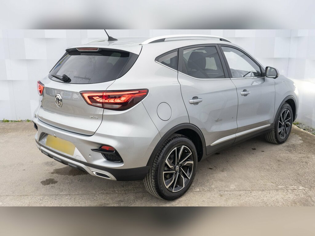MG ZS Exclusive Silver #5