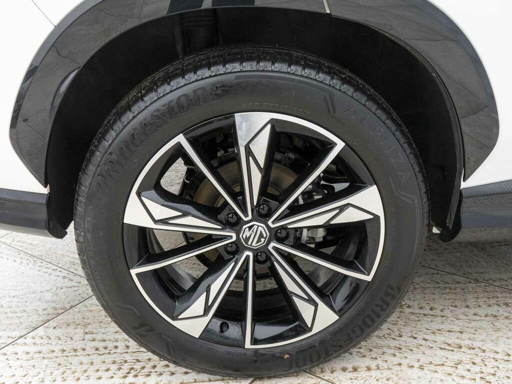 MG HS 1.5 T-gdi Phev Premium Black #12