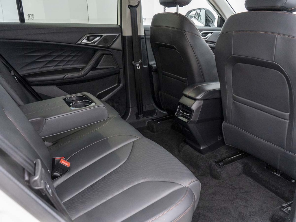 MG HS 1.5 T-gdi Phev Premium Black #24