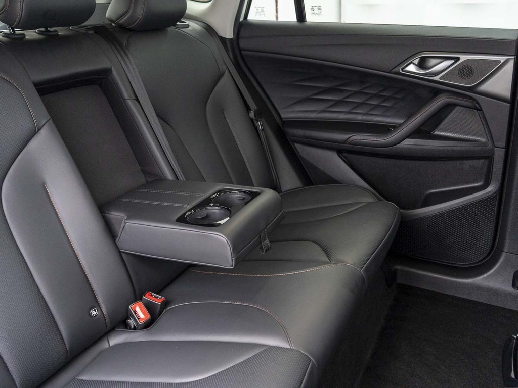 MG HS 1.5 T-gdi Phev Premium Black #23