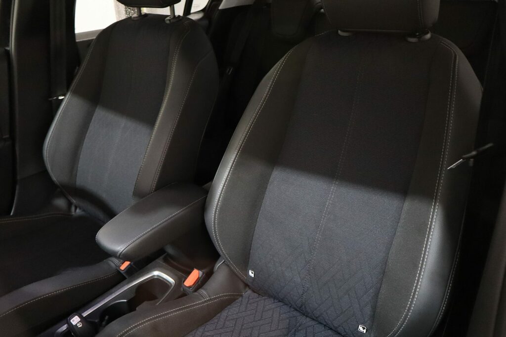 Vauxhall Corsa 1.2 Design White #19