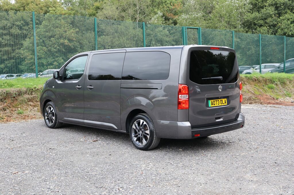 Vauxhall Vivaro 1.5L Prime 6Dr White #8