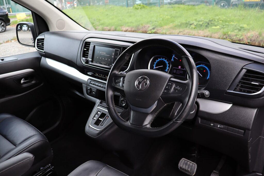 Vauxhall Vivaro 1.5L Prime 6Dr White #17