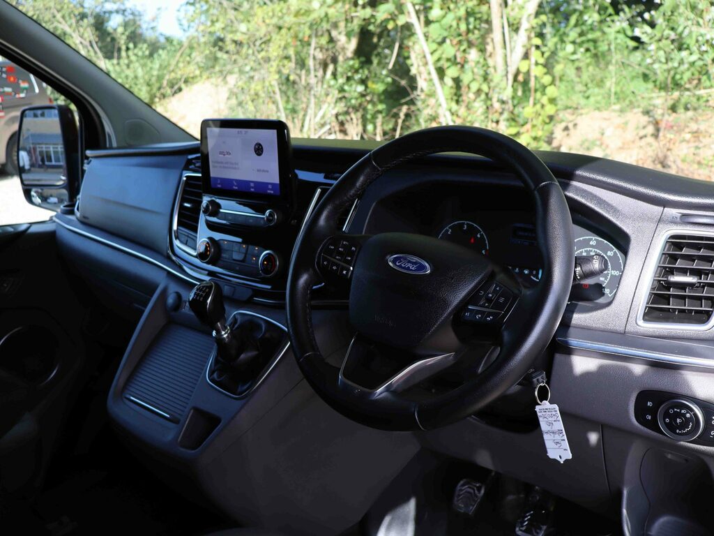 Ford Tourneo Custom 2L Titanium Silver #13