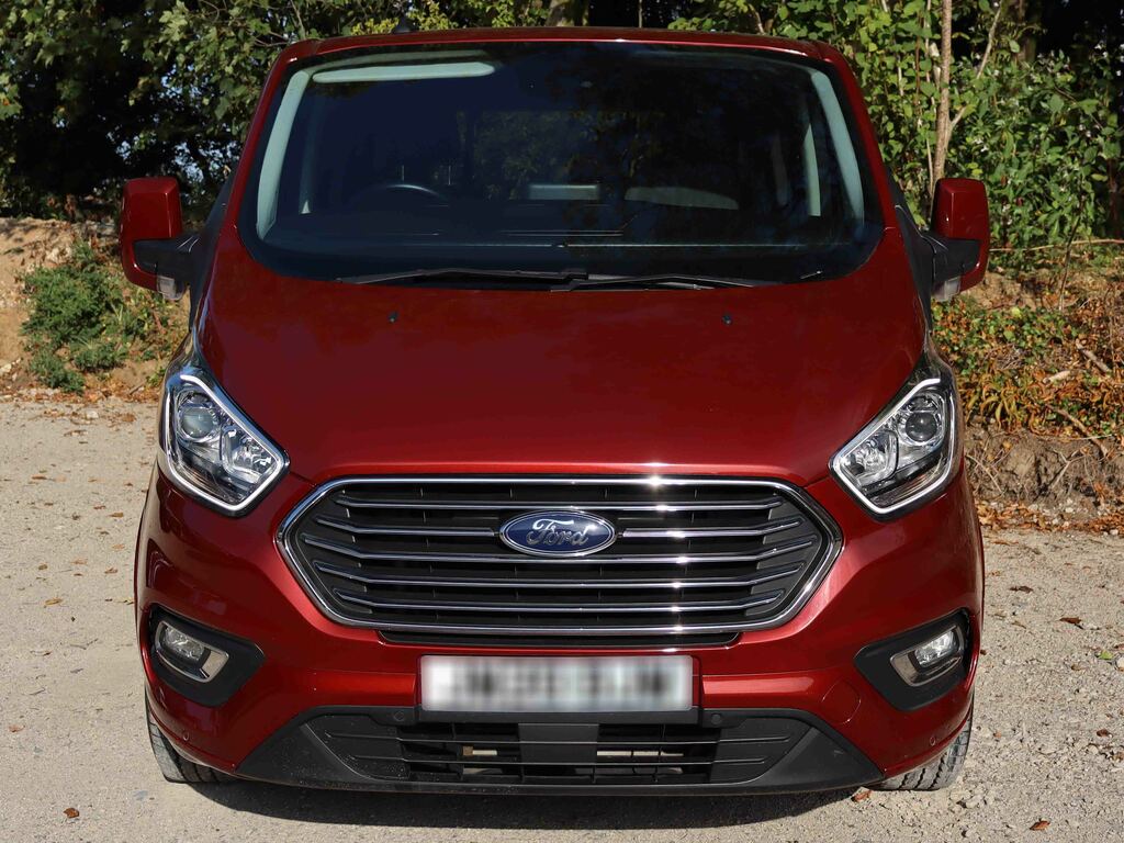 Ford Tourneo Custom 320 Titanium Wav Ecoblue #2