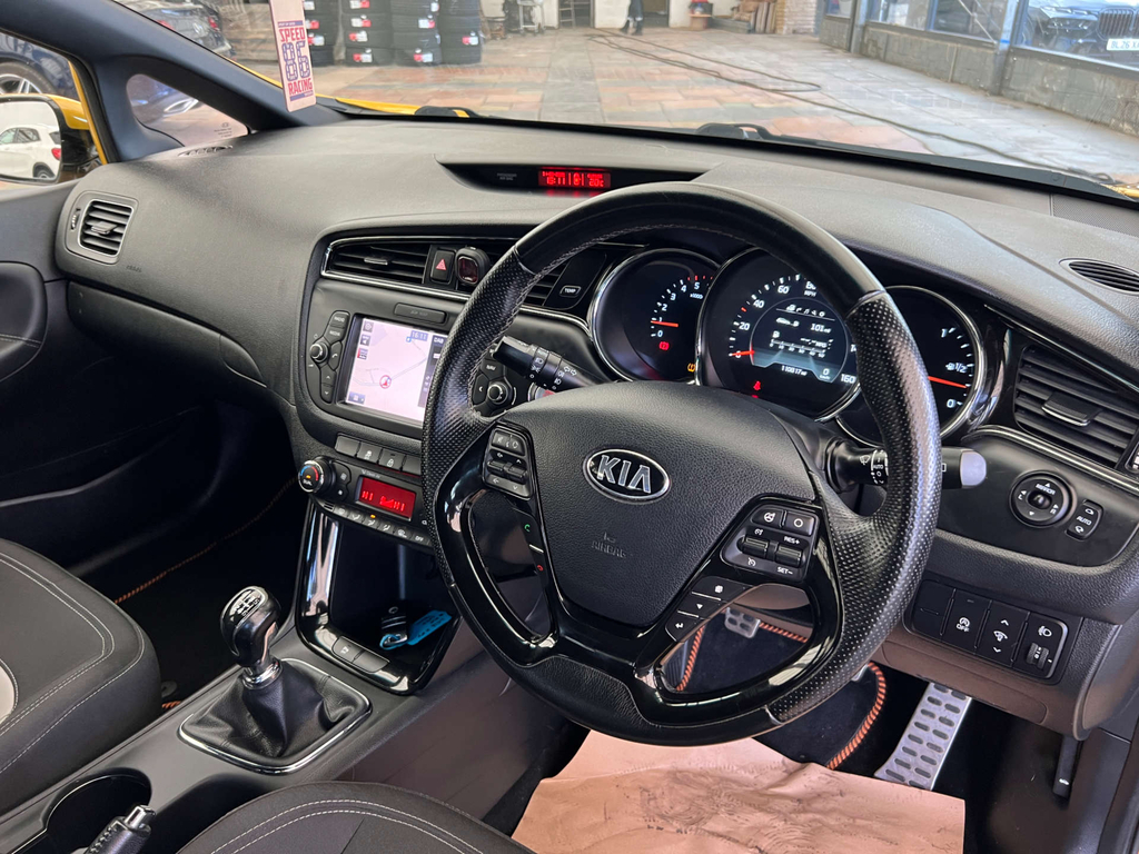 Kia Ceed Ceed Gt-line Isg Crdi Yellow #6