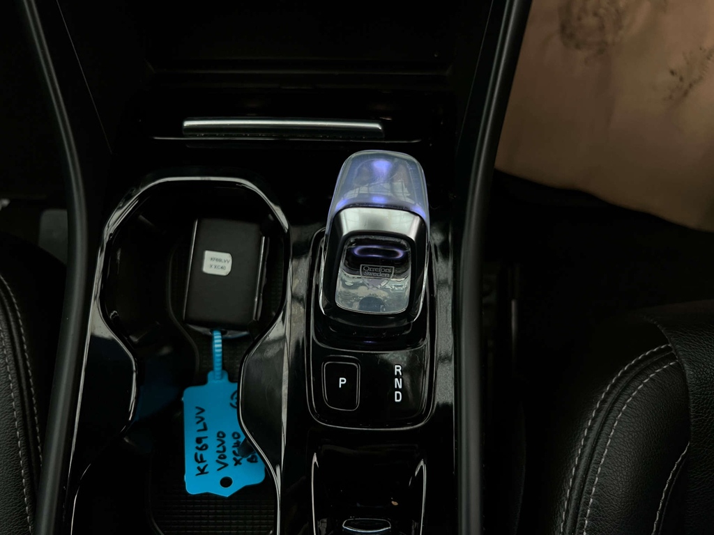 Volvo XC40 D3 R-design Grey #14