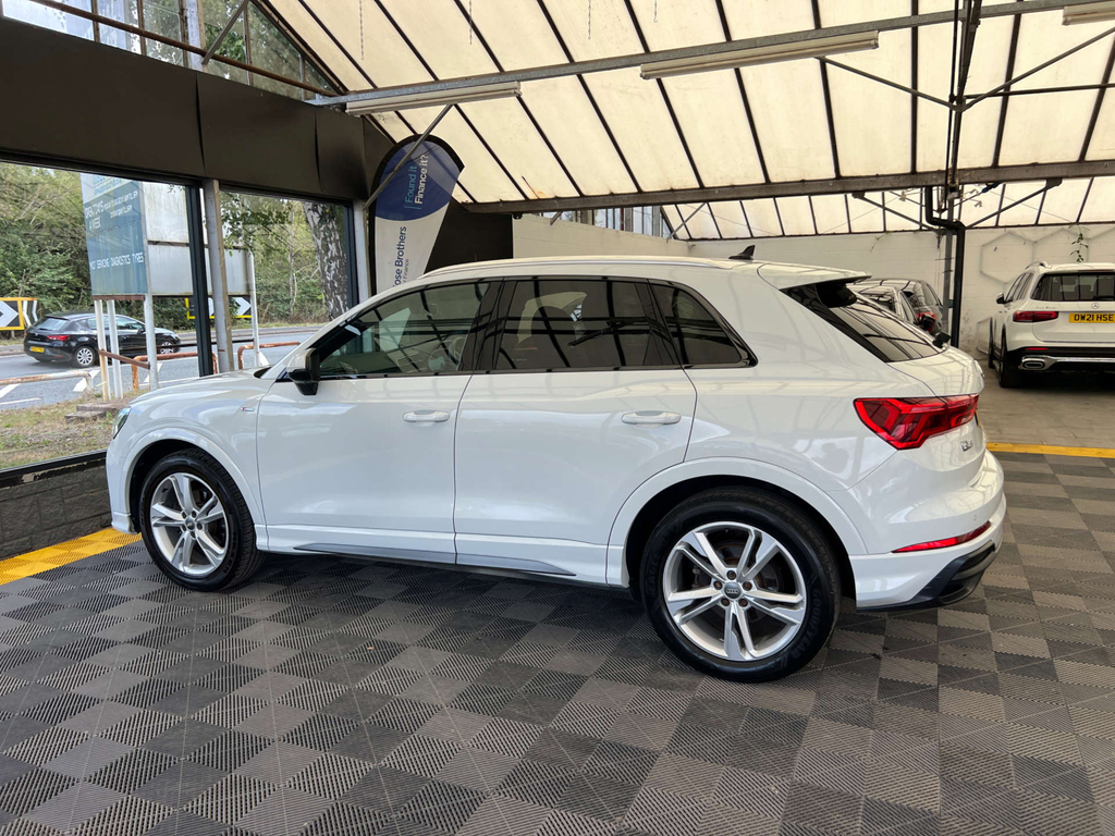 Audi Q3 Q3 S Line 35 Tfsi White #4