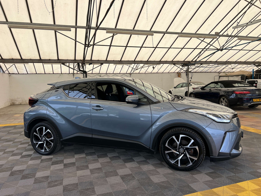 Toyota C-Hr Suv Grey