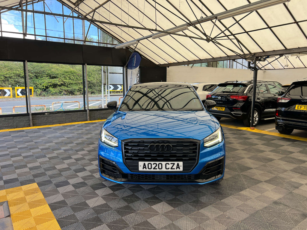 Audi Q2 Suv Blue #2
