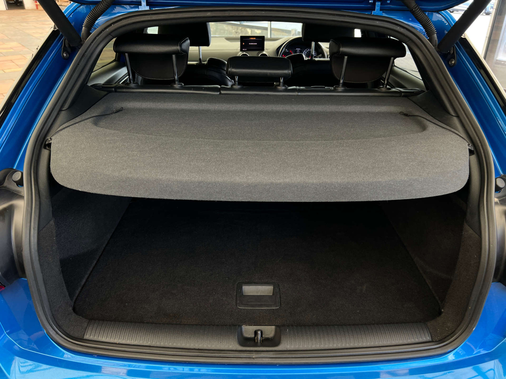 Audi Q2 Tdi S Line Black #19
