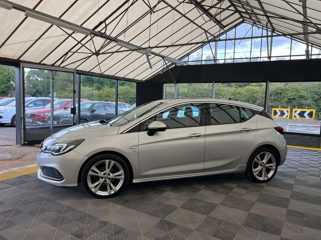 Vauxhall Astra Hatchback SB19YUU Silver #2