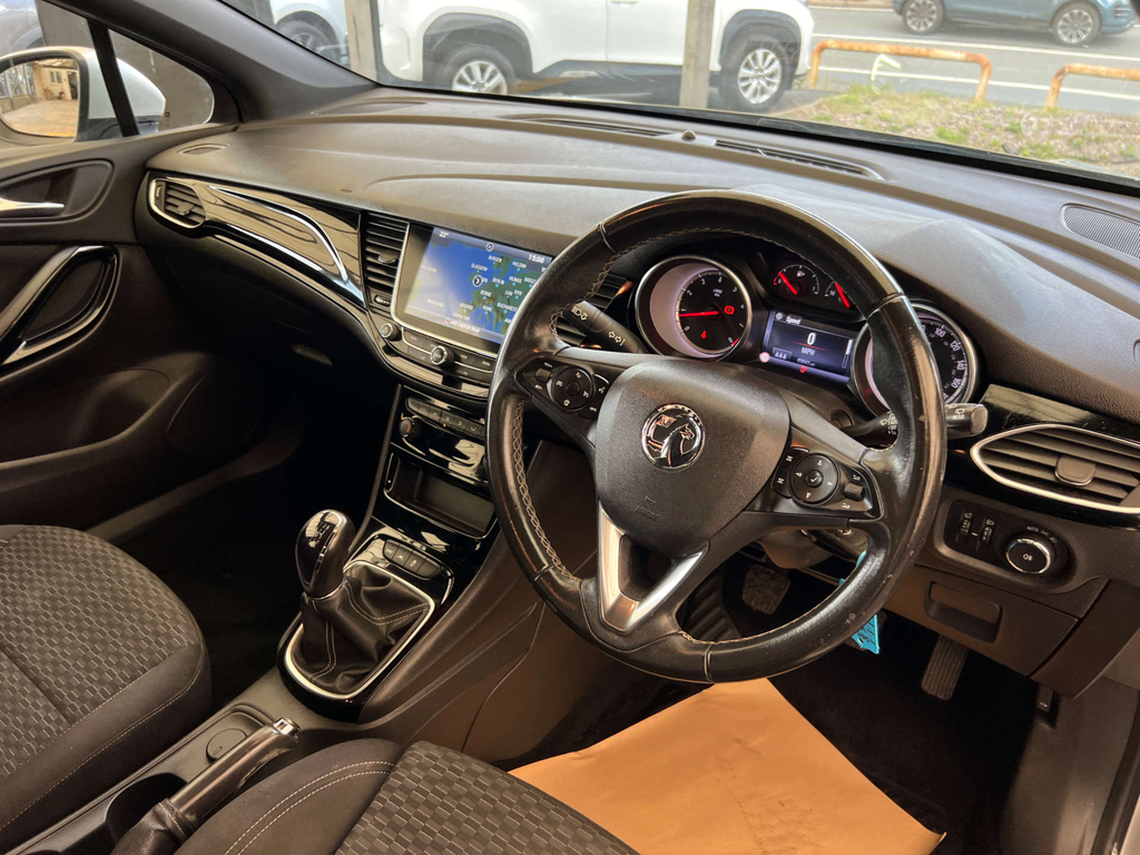 Vauxhall Astra Hatchback SB19YUU Silver #6