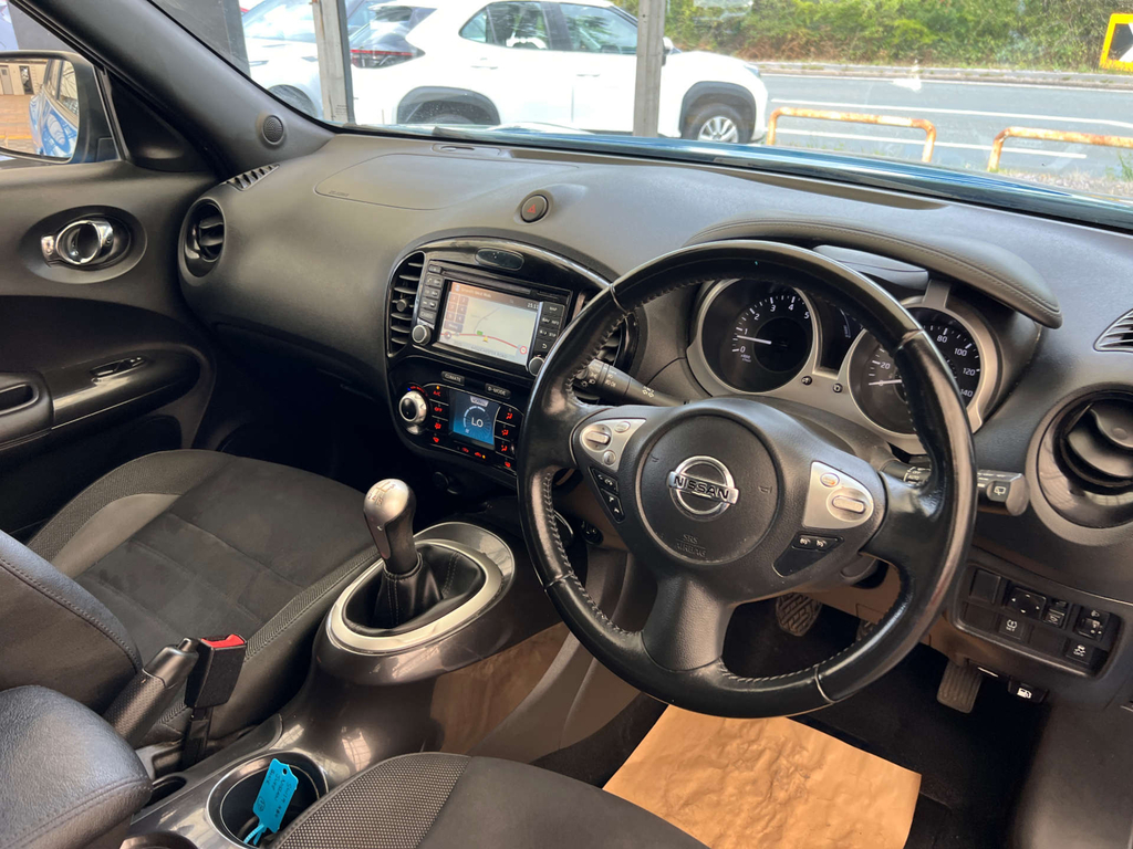 Nissan Juke Acenta Red #7