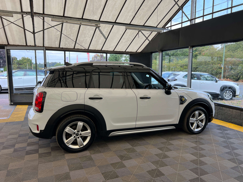 Mini Countryman Suv YG19GMC White #5