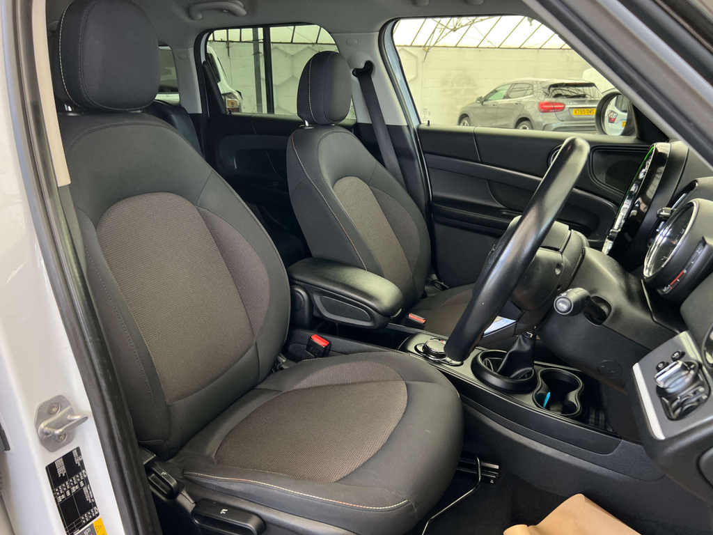 Mini Countryman Suv YG19GMC White #6
