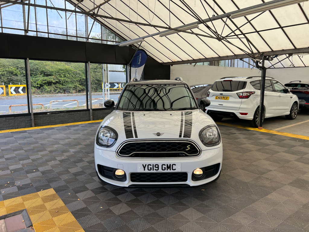 Mini Countryman Suv YG19GMC White #2