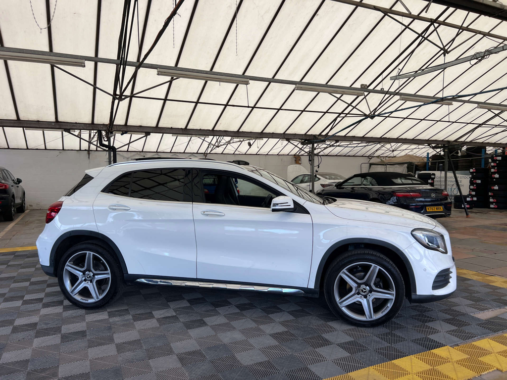 Mercedes-Benz GLA Class Suv White