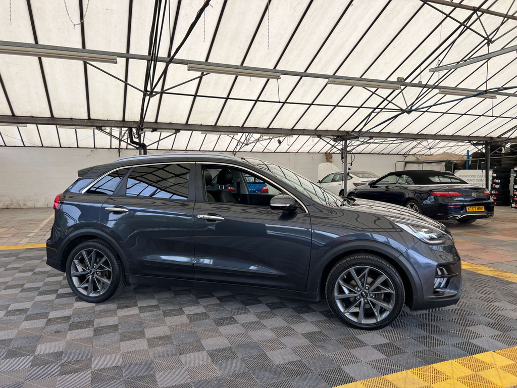 Kia Niro Suv Grey
