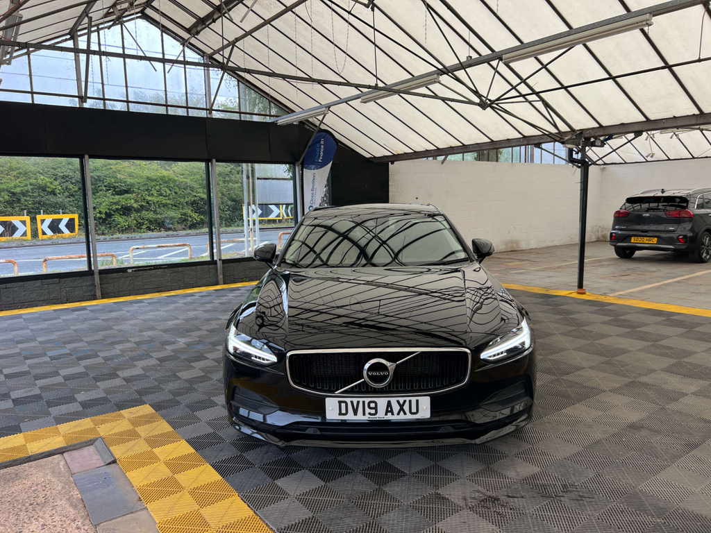 Volvo S90 Saloon Black #2