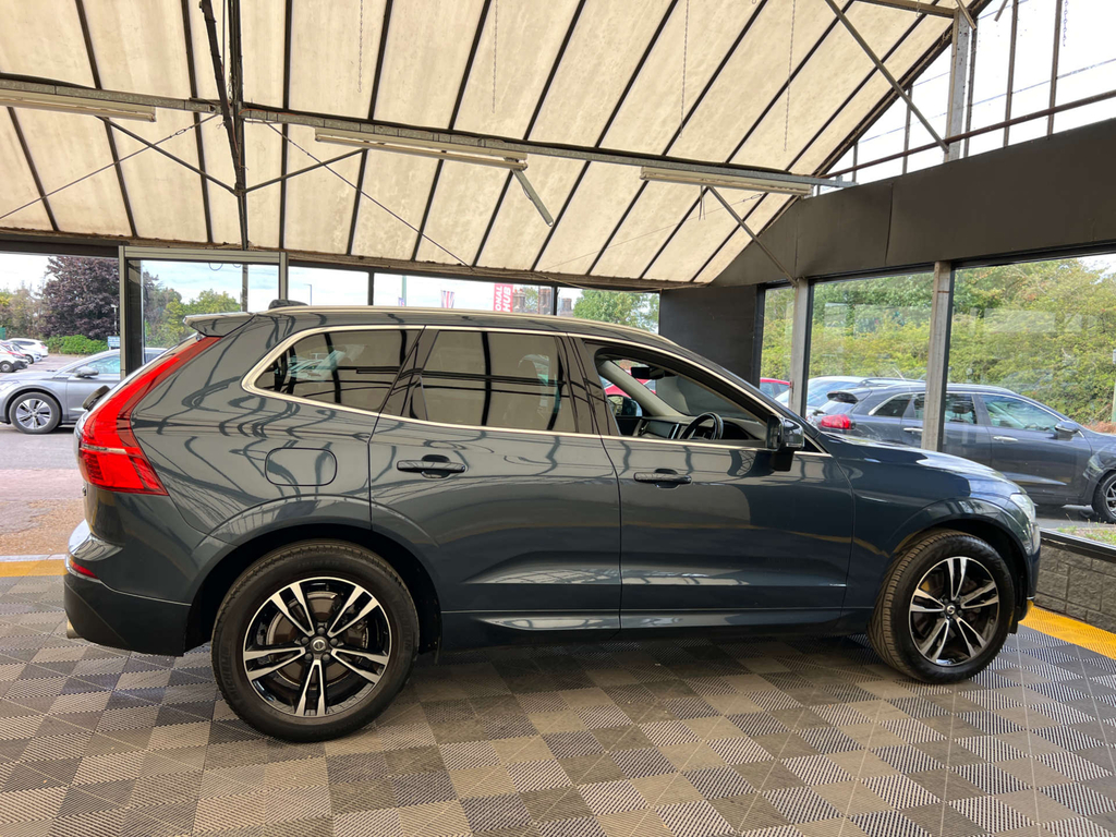 Volvo XC60 Suv Red #5