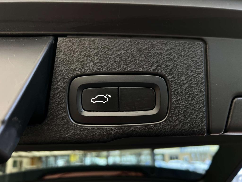 Volvo XC60 Suv Red #22