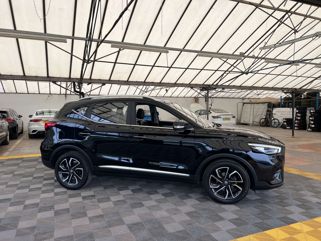 MG ZS Suv Black