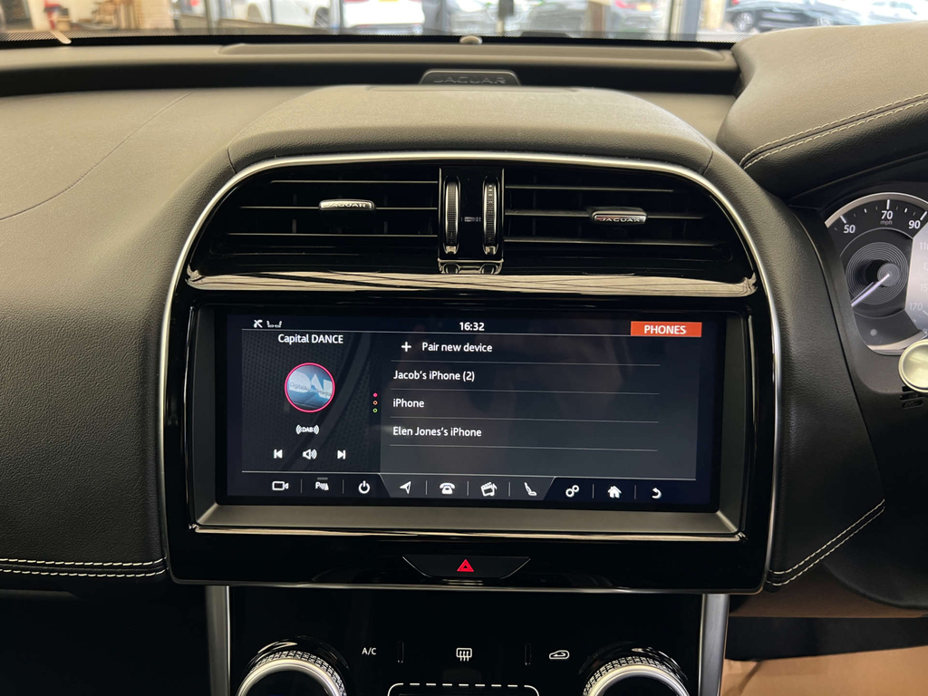 Jaguar XE 2.0 Se Silver #13