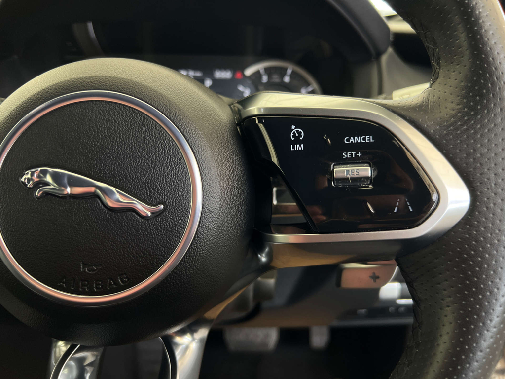 Jaguar XE 2.0 Se Silver #10