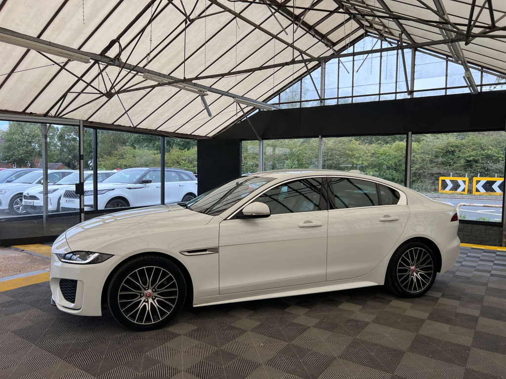 Jaguar XE Saloon White #3