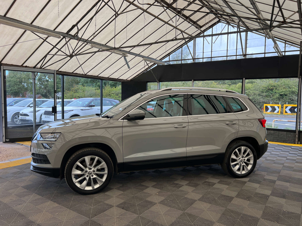 Skoda Karoq Suv Grey #3