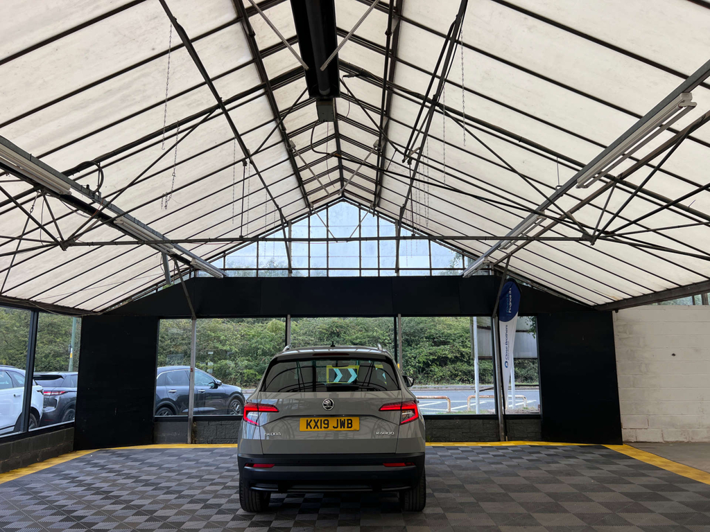 Skoda Karoq Suv Grey #5
