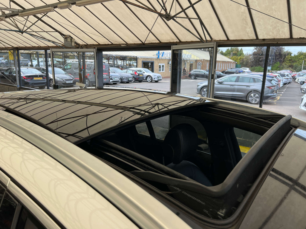 Mercedes-Benz GLC Class Suv White #6