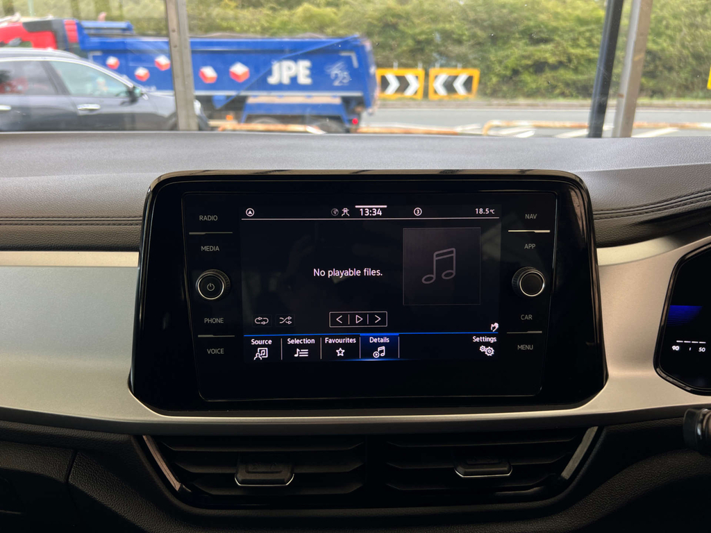 Volkswagen T-Roc Style Blue #12