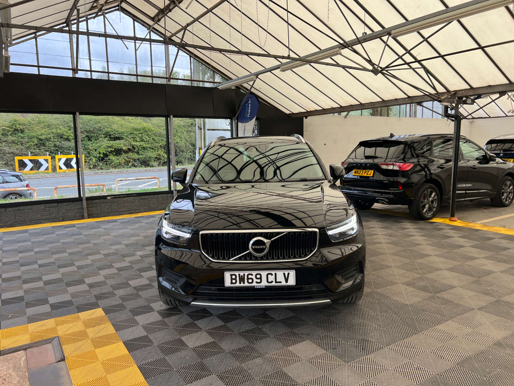 Volvo XC40 Suv Black #2