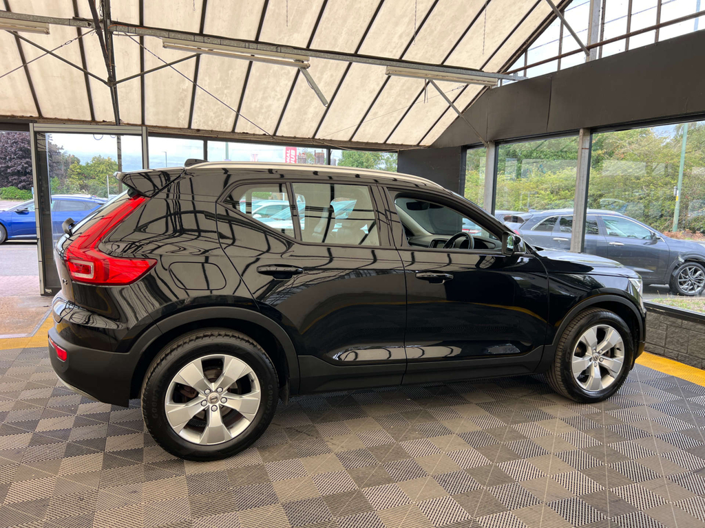 Volvo XC40 Suv Black #5