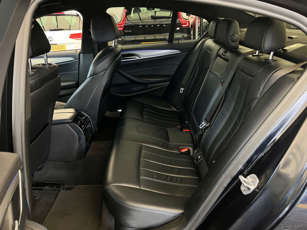 BMW 5 Series 520D M Sport #17